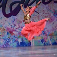 Diana Feng 在Star Quest World Final dance competition won overall 1st